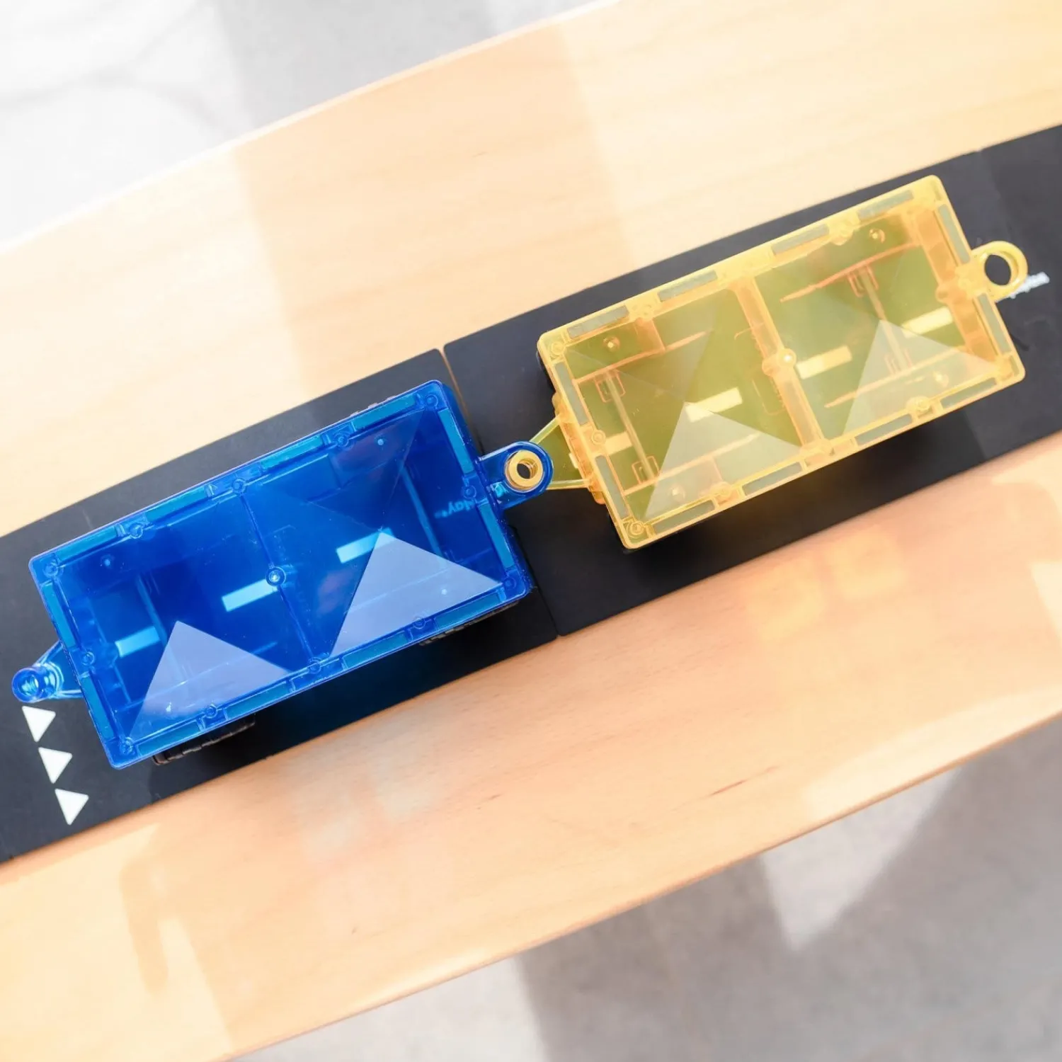 Rainbow Bil Pak 2 Styks*Connetix Clearance