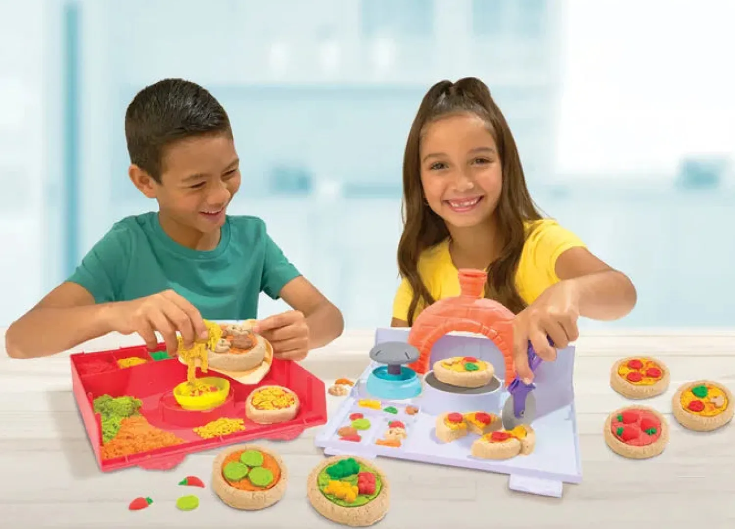 Squish Pizza*Kinetic Sand Hot